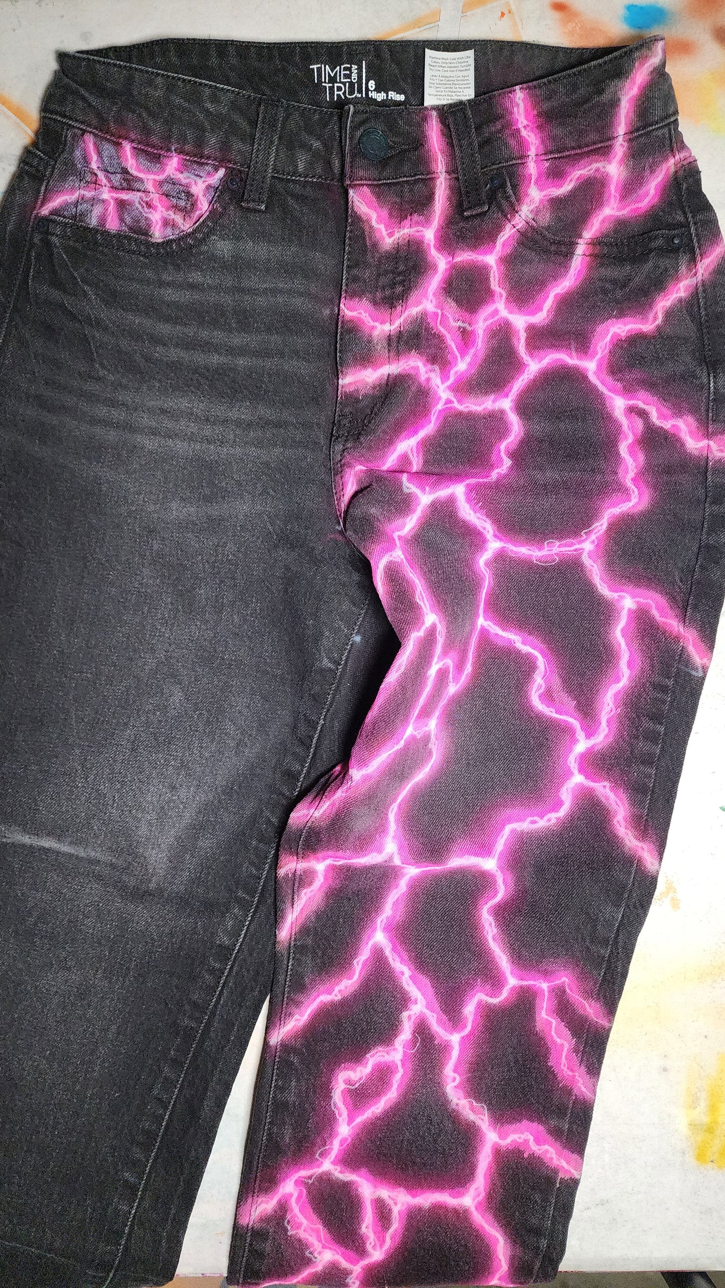 Airbrushed Lightning Jeans size 6